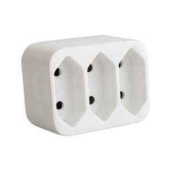 Contact adapter with 3 sockets 2.5A